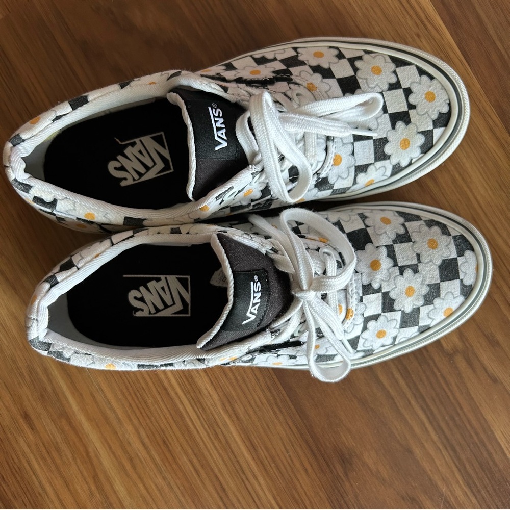 Women’s Vans Black and White Flower Checkered Shoes - Picture 6 of 10